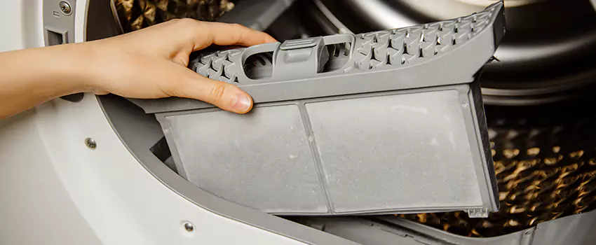 Signs Of A Clogged Dryer Lint Trap in Weirton, West Virginia